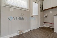 1103 Croft Ave NE photo'