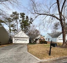 175 Boxford Ct in Alpharetta, GA - Building Photo