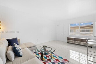 7333 Gary Ave in Miami Beach, FL - Building Photo - Building Photo