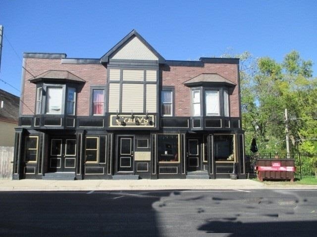 212 S Water St in Stoughton, WI - Building Photo