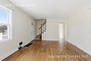10626 S Dunmoor Dr in Silver Spring, MD - Building Photo
