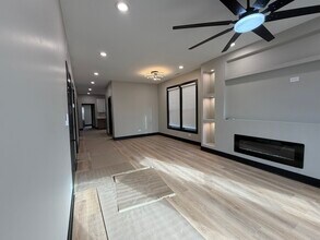 5252 W Berteau Ave in Chicago, IL - Building Photo - Building Photo