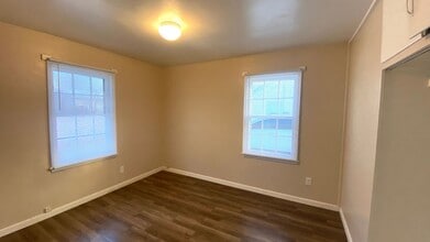 5012 N Ogden Ave in Peoria Heights, IL - Building Photo - Building Photo