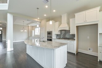 3742 Pinebrook Hollow Ln in Spring, TX - Foto de edificio - Building Photo