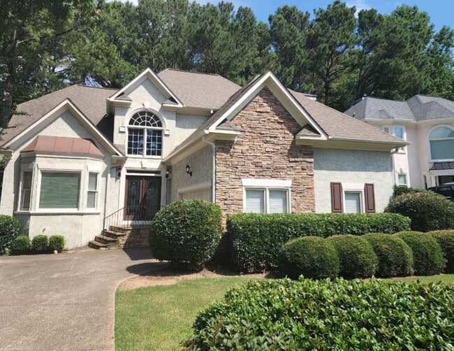 property at 606 Villa Estates Ln