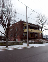 41-43 S Valley St in Akron, OH - Building Photo - Building Photo