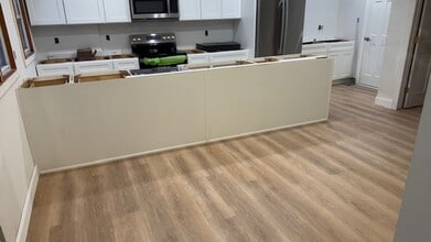 19 Henning Dr in Montrose, NY - Foto de edificio - Building Photo