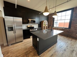 The Produce Lofts in Toledo, OH - Foto de edificio - Building Photo