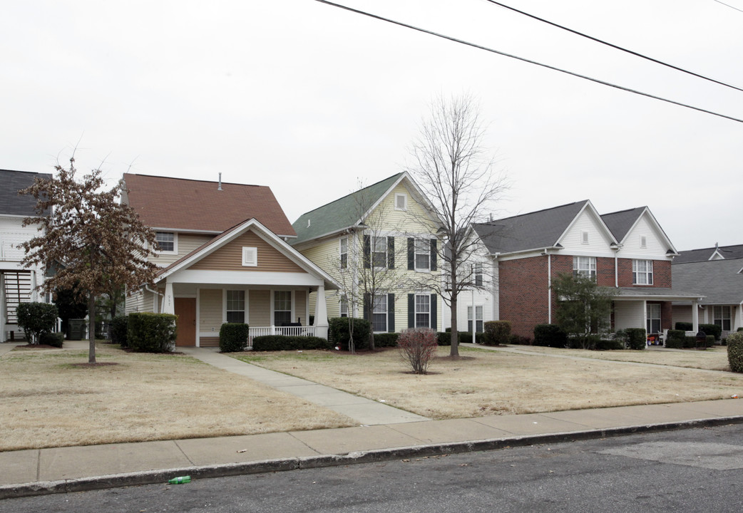 College Park Family II in Memphis, TN - Foto de edificio