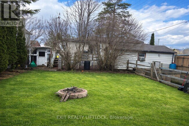 29 Hamilton St in Kawartha Lakes, ON - Building Photo - Building Photo