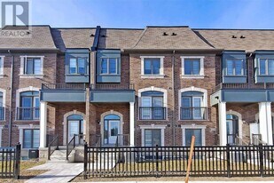 4126 Hwy 7 in Markham, ON - Building Photo