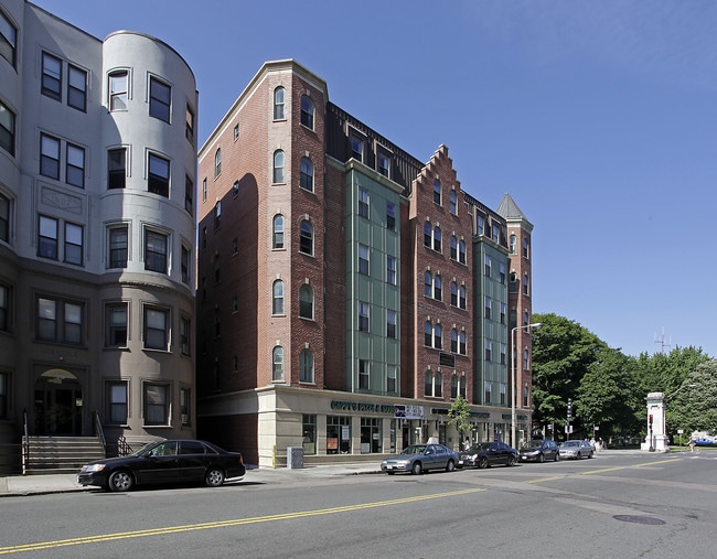 Symphony Apartments in Boston, MA - Building Photo - Building Photo