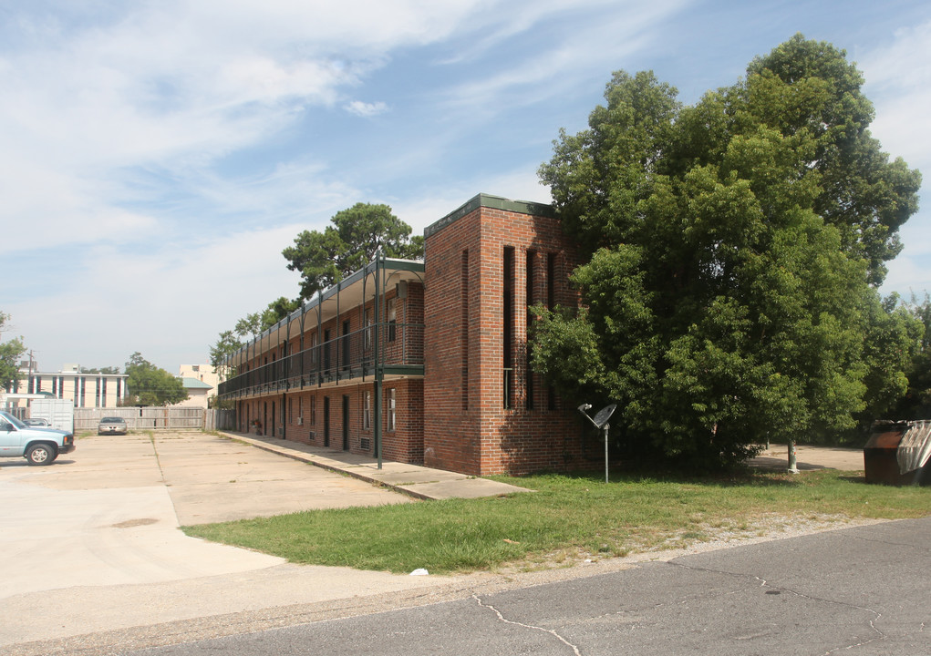 150 Live Oak Blvd in Baton Rouge, LA - Building Photo