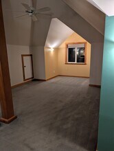 30435 234th Ave SE, Unit Apartment in Black Diamond, WA - Building Photo - Building Photo