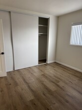 11720 Hamlin St, Unit 8 in North Hollywood, CA - Building Photo - Building Photo