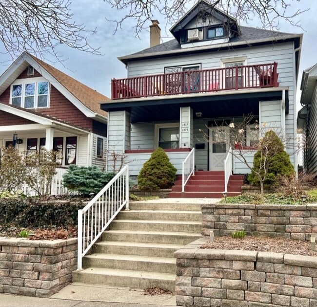 property at 1817 E Rusk Ave