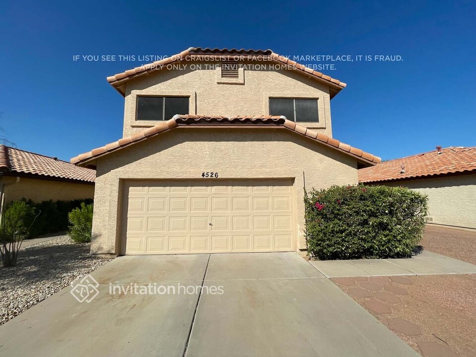 4526 E Harmony Ave in Mesa, AZ - Building Photo