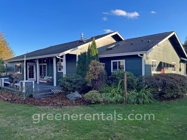 1288 Park Ave E in Tenino, WA - Building Photo - Building Photo