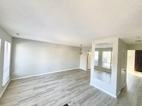 3657 Smokey Chamber Dr in Virginia Beach, VA - Building Photo - Building Photo