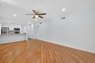 3300 Yorktown St in Houston, TX - Building Photo - Building Photo