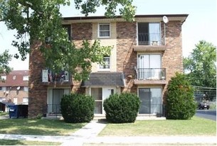 7148 W 82nd St Apartamentos