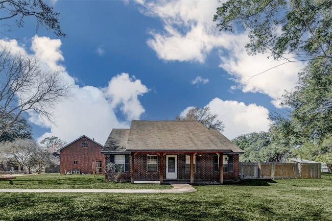 property at 611 Kenney St