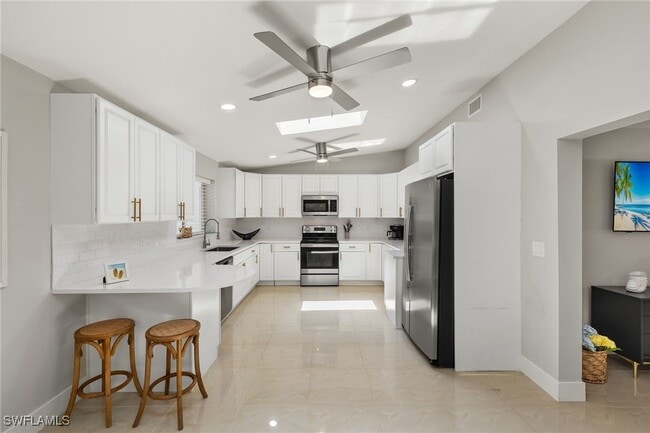 property at 482 Tradewinds Ave