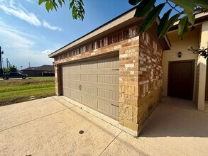 2593 Pahmeyer Rd in New Braunfels, TX - Building Photo - Building Photo