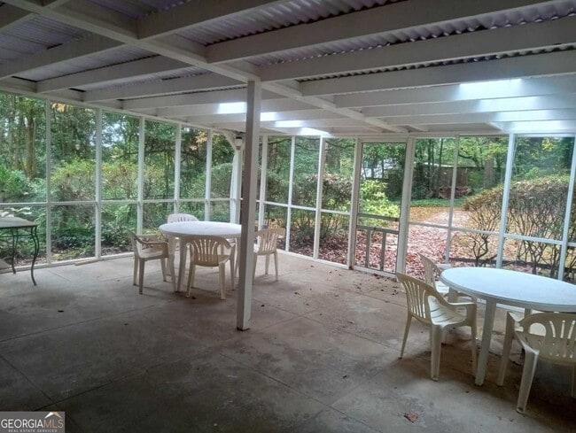 property at 1224 Poplar Grove Dr NE