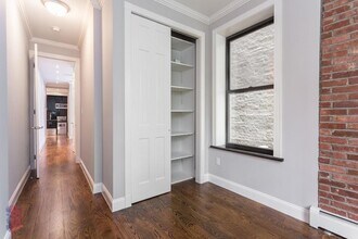 15 W 103rd St in New York, NY - Building Photo - Building Photo