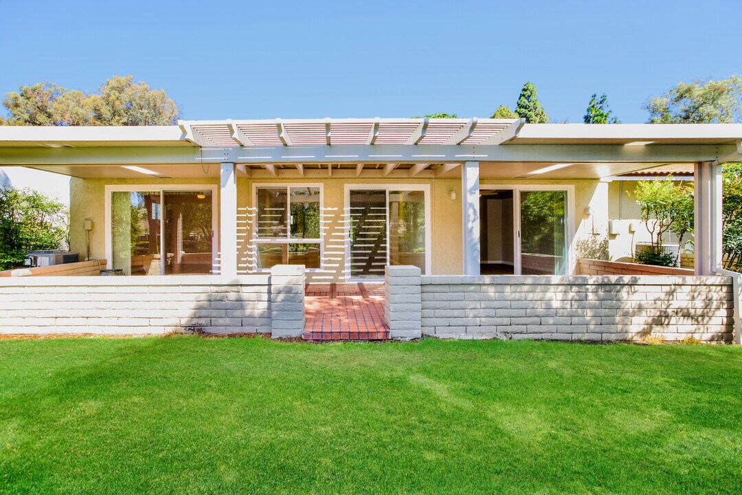 3528 Monte Hermoso in Laguna Woods, CA - Building Photo