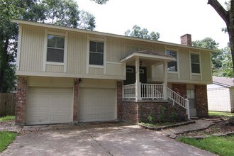 3202 Birch Creek Dr in Humble, TX - Building Photo - Building Photo