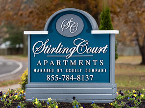 Stirling Court in Mount Laurel, NJ - Building Photo - Building Photo