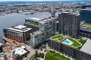 Allied Harbor Point in Baltimore, MD - Building Photo