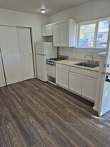 Arrowhead in Clearlake, CA - Building Photo