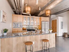 2100 16th St, Unit 310 in Denver, CO - Building Photo - Building Photo