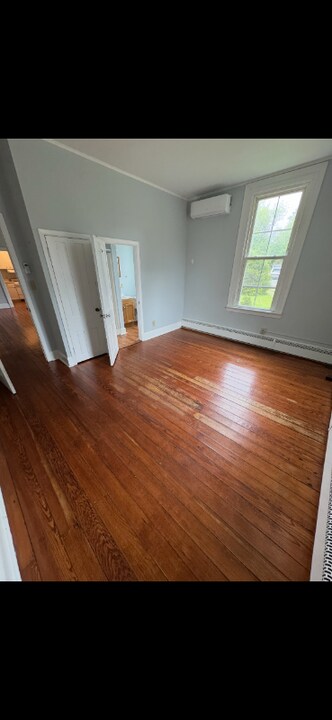 313 North St in Easton, MD - Building Photo