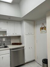 300 Bayview Dr, Unit 207 in Sunny Isles Beach, FL - Building Photo - Building Photo
