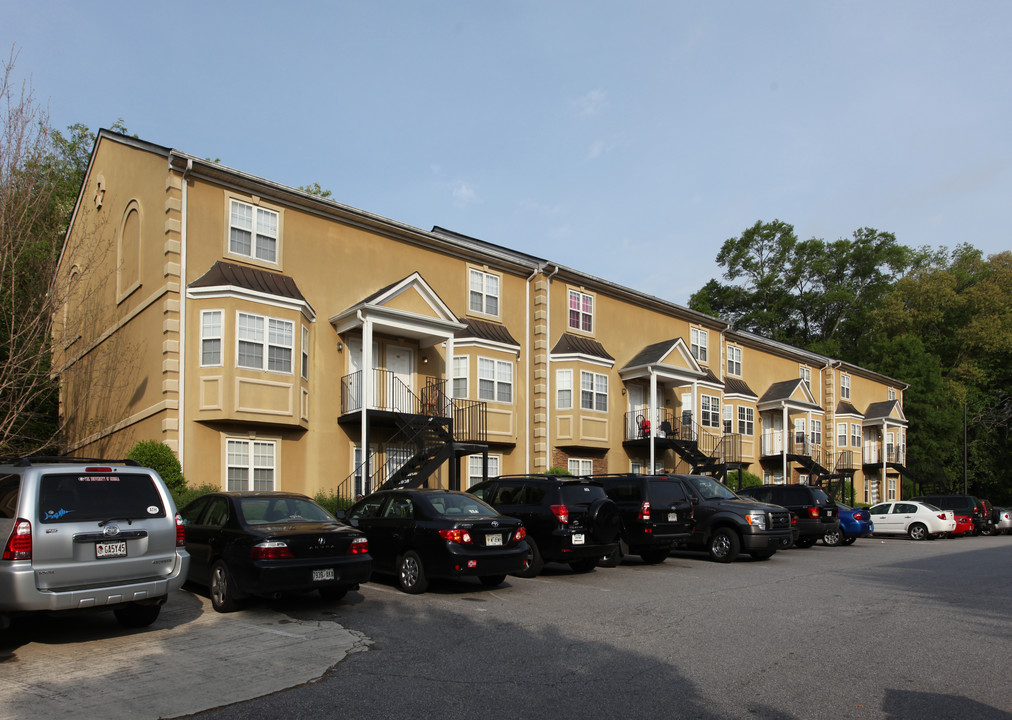 Whistlebury (Student Housing) in Athens, GA - Building Photo