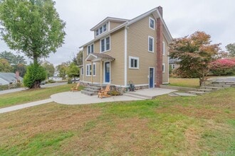 5 Circle Dr in Carmel, NY - Building Photo - Building Photo