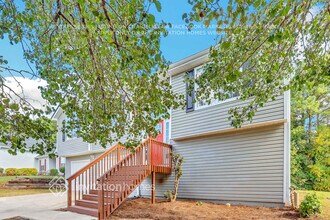 3014 Hampton Club Way in Stonecrest, GA - Foto de edificio - Building Photo