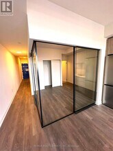 181-181 Sterling Rd in Toronto, ON - Building Photo - Building Photo