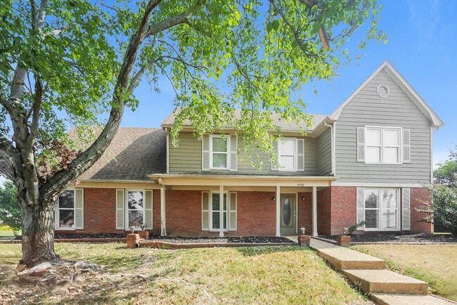 property at 4498 Whispering Bend Dr