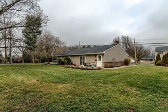 544 Alison Dr in Hummelstown, PA - Building Photo - Building Photo
