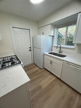 2018 Gathright Cove in Austin, TX - Building Photo - Building Photo