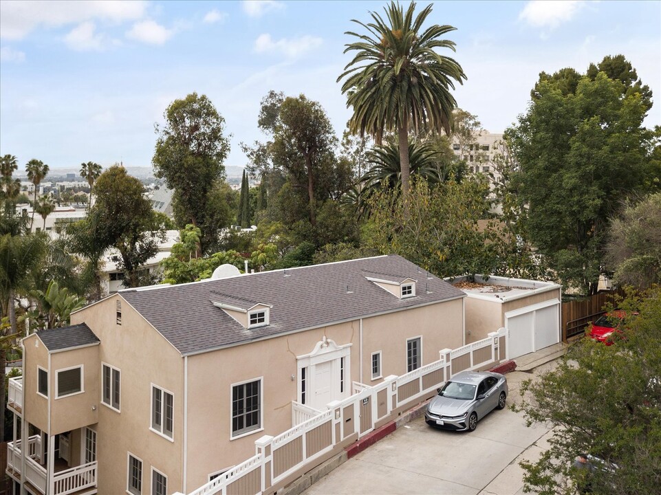 6612 Emmet Ter, Unit 6612 in Los Angeles, CA - Foto de edificio