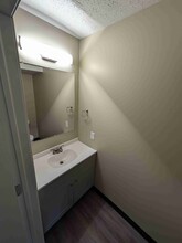 7219 W Susan St in Bloomington, IN - Foto de edificio - Building Photo