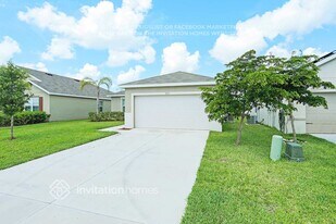 8101 Gopher Tortoise Trail in Lehigh Acres, FL - Building Photo