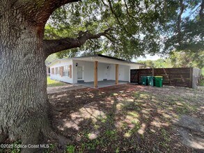 1221 Cypress Ln in Cocoa, FL - Building Photo - Building Photo