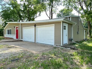 4240 NE 27th St in Des Moines, IA - Building Photo - Building Photo